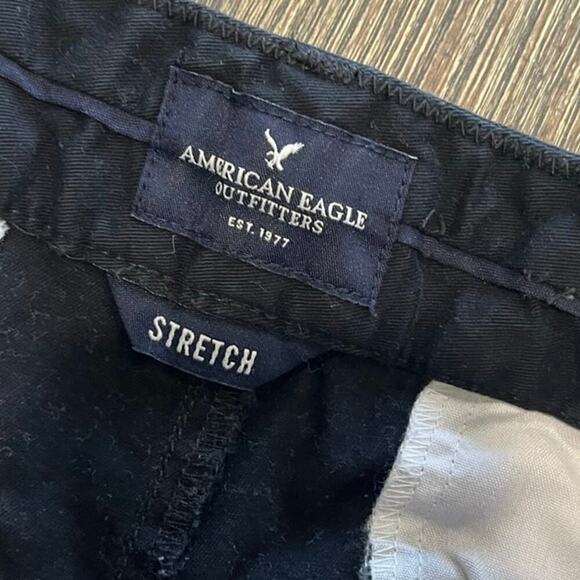 American Eagle Midi Shorts Mid-Rise Flat Front Stretch Cotton Blend Black Sz 10 - Picture 4 of 7